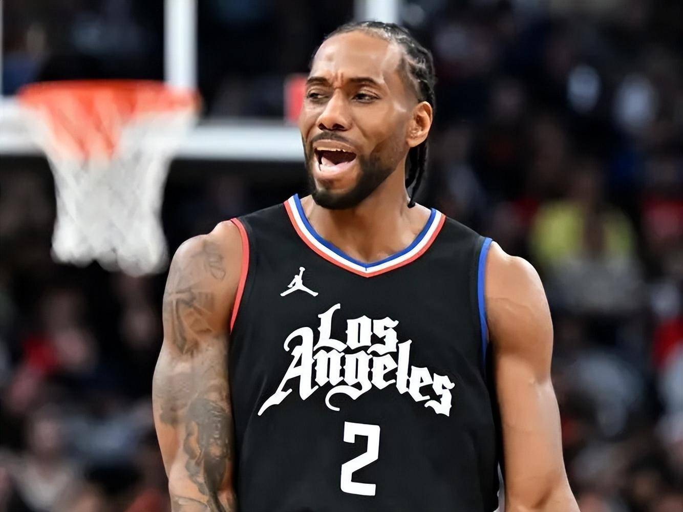 低射破门 低射破门